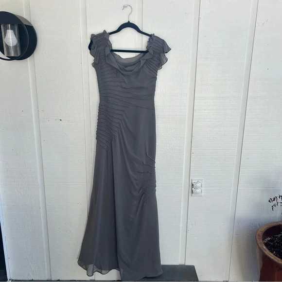 Vera Wang White Bridesmaid Gown Ruffle Scoop Neck Style VW360131 in Smoke Gray - Picture 6 of 8